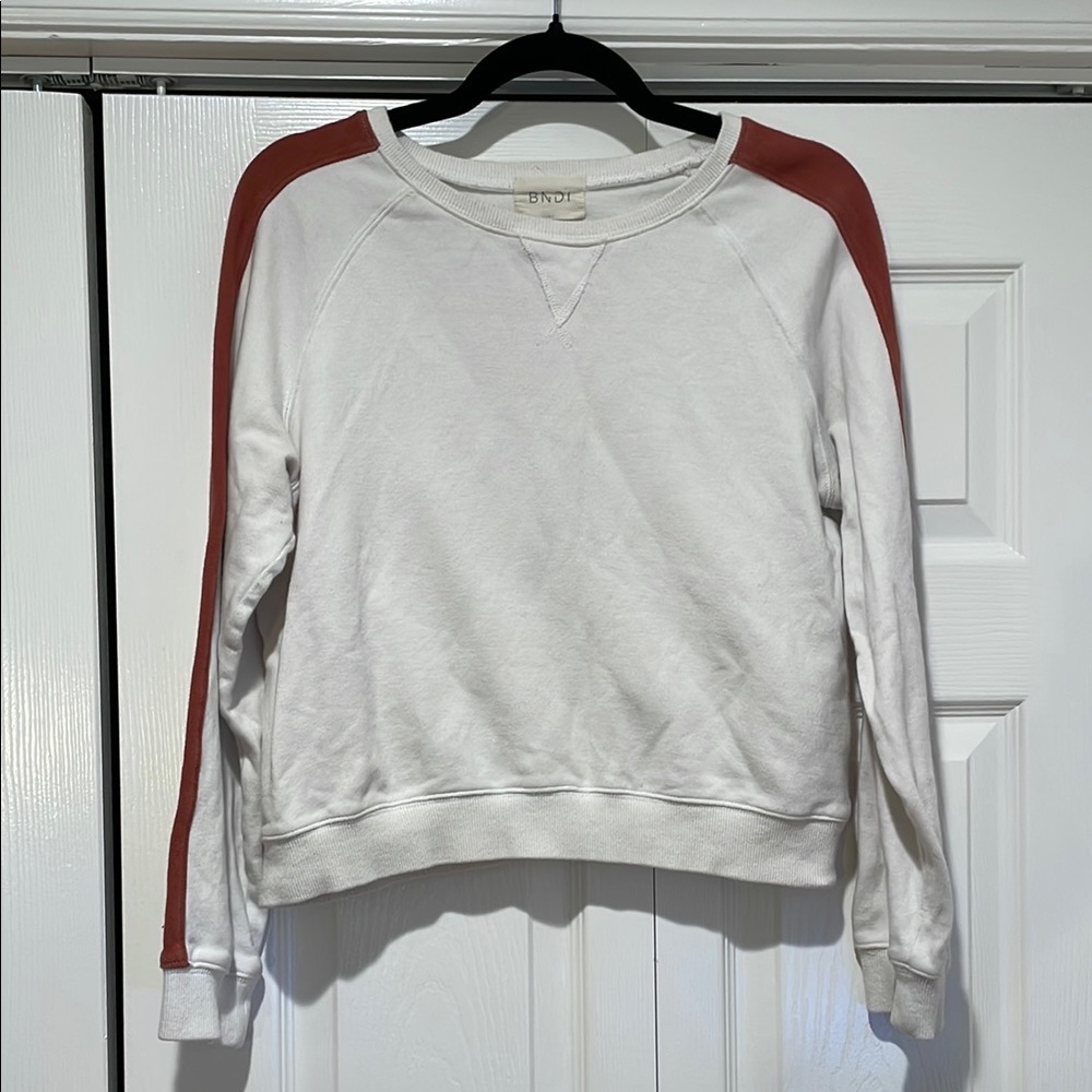 BNDI Womens Cropped Sweatshirt Size M Preppy Lounge Capsule Neutral Casual Comfy